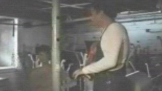 Винтажное порно – милфа и сынок долбятся в ванной втайне от всех