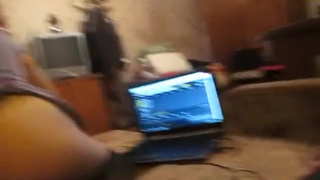 Развела попу и дала войти членом