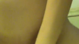 Русские молодые извращенцы трахаются в туалете