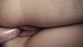 Любительский секс в презервативе крупным планом